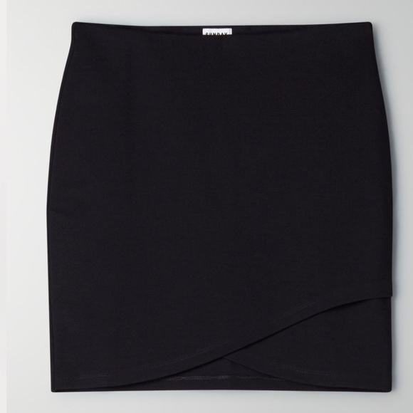 Aritzia Sunday Best Primrose Skirt - Picture 4 of 9